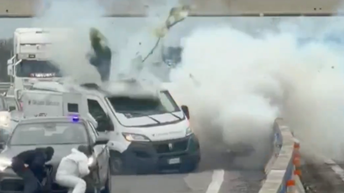 "Italian Job" Style Armored Truck Heist Caught On Video In Italy