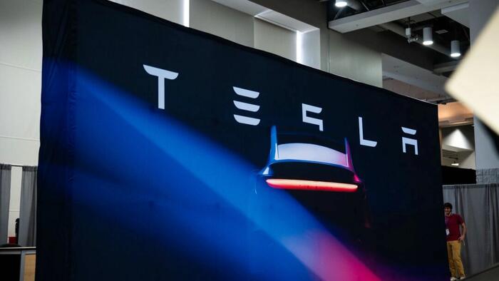 Tesla Avoids California Suspension By Dropping ‘Self-Driving’ Claims