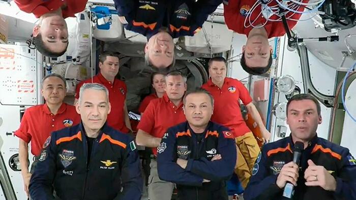 NASA Awards Next 2 Private Astronaut Missions To International Space Station