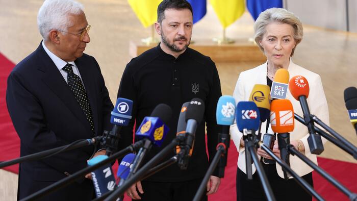 Zelensky Demands 'Specific Date' For EU Accession, Spooking Brussels