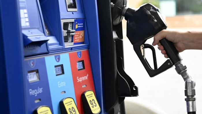 US Gasoline Demand Fell Further Amid Long-Term Structural Shift: Plunging Per-Capita Consumption