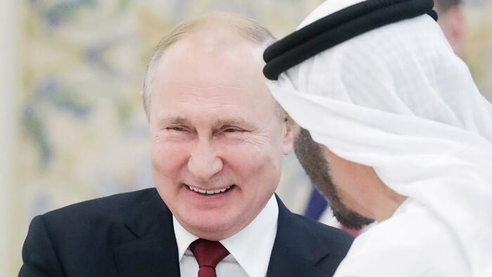 In Major Win For Putin, US Grants Russia License To Sell Oil To India While Strait Of Hormuz Is Blocked