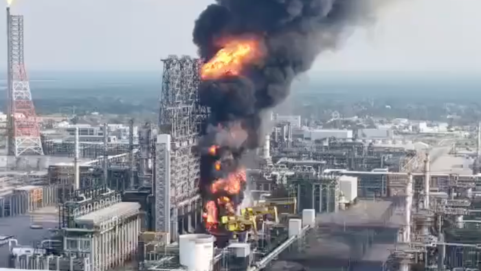 zerohedge.com - Tyler Durden - Mexico's 'Energy Sovereignty' Dos Bocas Oil Refinery Hit By Major Fire