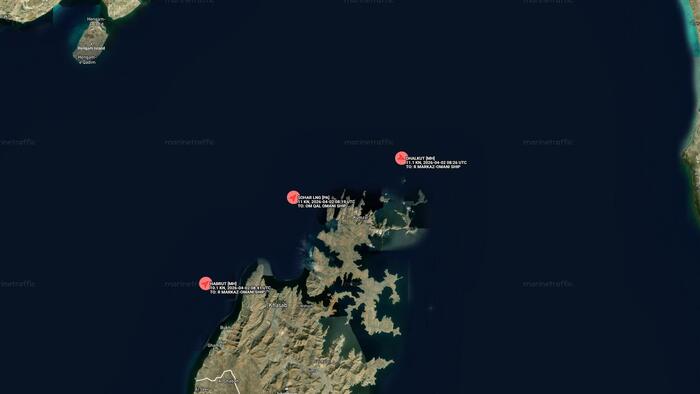 Hormuz Boğazında İlk LNG Tankerleri: İran'ın Yeni Toll Sistemi