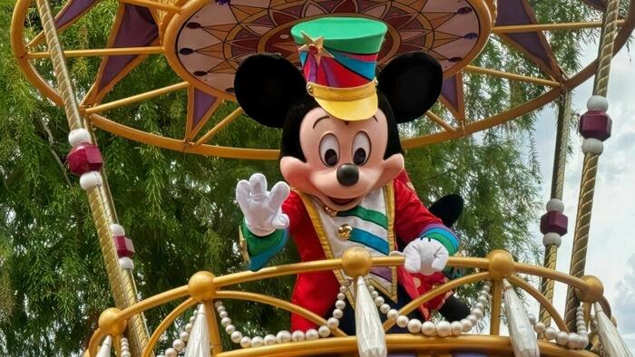 A Bottle Of Water Is $4.25: Walt Disney World Might Be The 'Most Expensive On Earth'