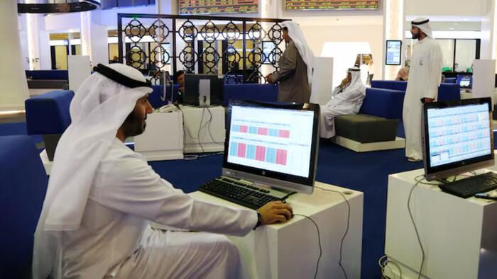 Dubai Crackdown Hits Iran's Economic Lifeline, Squeezes IRGC Networks