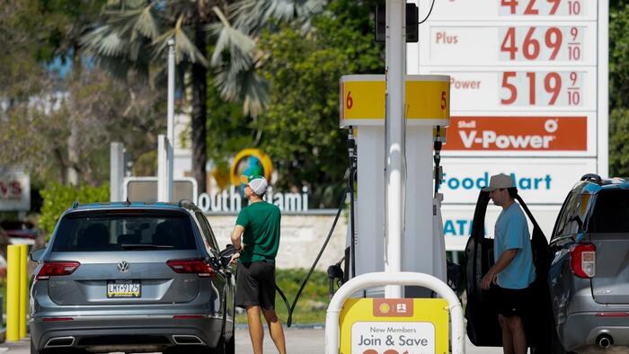 'Wright Is Wrong': Trump Rejects Energy Secretary's Comment That Gas Prices May Not Drop Under $3 Until 2027