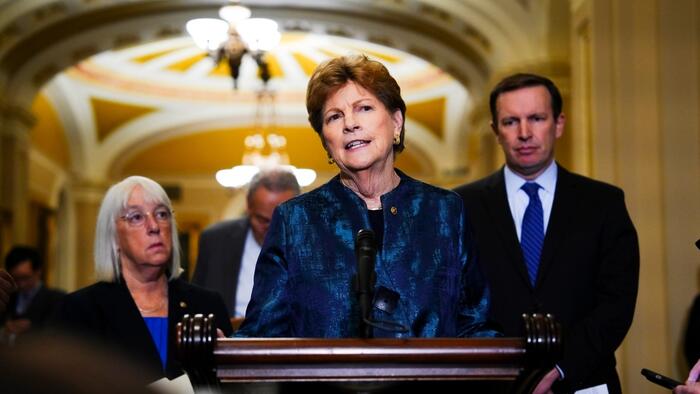 Senators Plan Taiwan Trip Ahead Of Trump's Summit With Xi Jinping