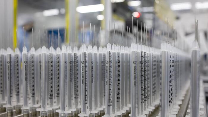 South Korea Curbs Syringe Hoarding As Iran War Cripples Supply