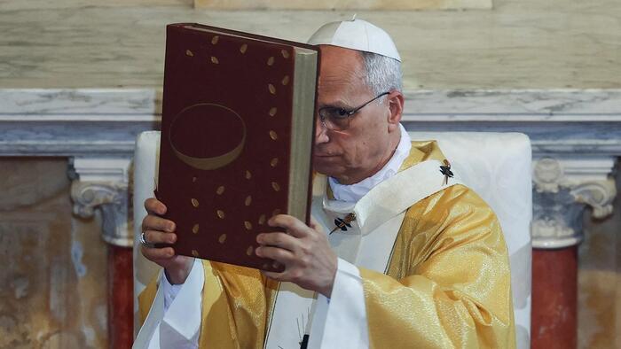 'Spies Inside The Holy See': Report Reveals US Espionage Campaign Targeting Pope Leo