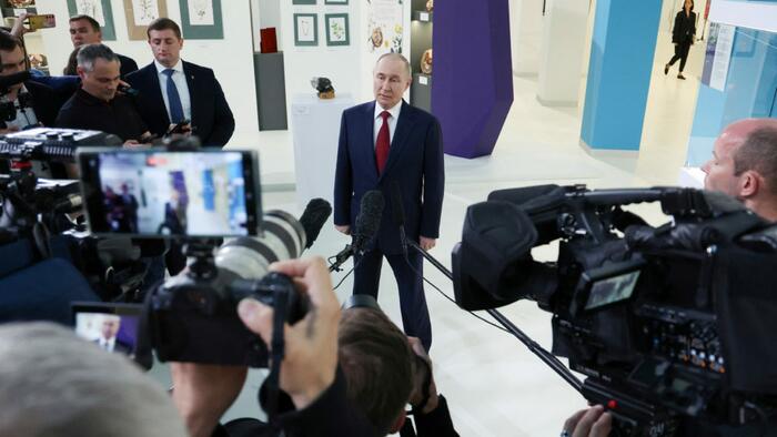 Putin Presents Victory Day Truce In Ukraine During 90-Minute Trump Call