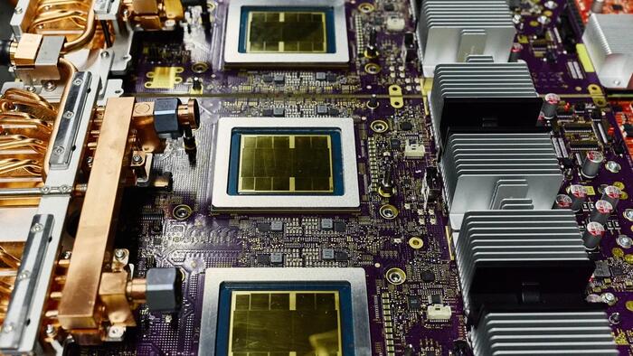 662 Billion Reasons To Worry: Moody's Raises AI Data-Center Funding Fears As Apollo Shops Huge Anthropic Debt Deal