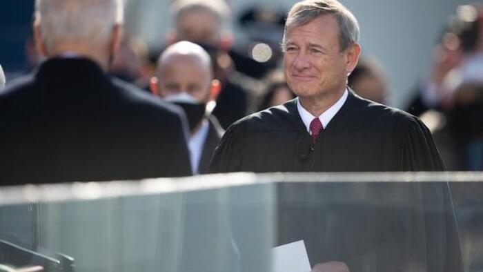Chief Justice Roberts Has No Spine