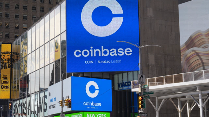 Coinbase CEO Cuts Workforce By 14% As AI Agents Take Over, Accelerate White-Collar Job Apocalypse