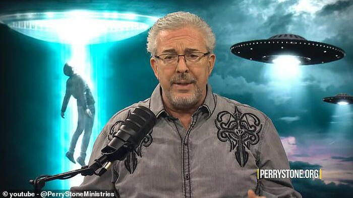 Pastor: U.S. Intel Warned Christian Leaders That Trump's "Alien Files" Release Could Shatter Beliefs