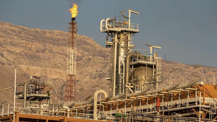CIA Leak: Iran Can Survive Blockade Another 3 to 4 Months, Maybe Longer