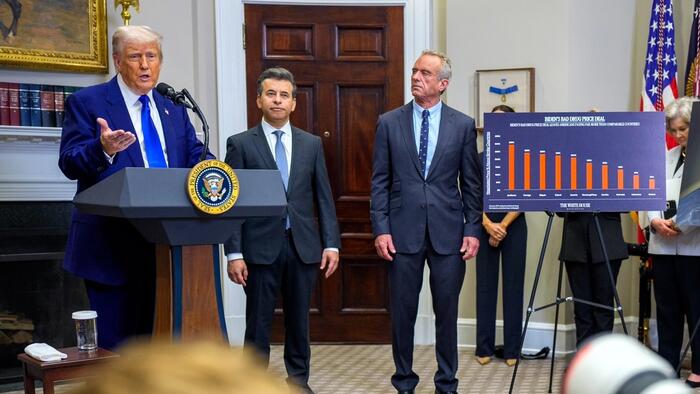 Trump Says He's Not Replacing FDA Chief Makary