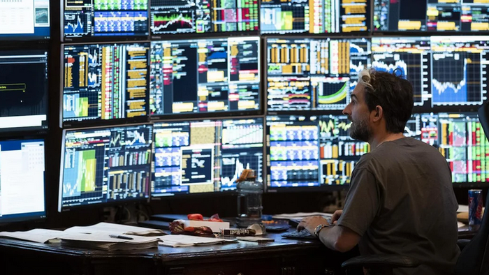 Stocks Fall , Oil And Rates Rise As Inflation  Roars Back  