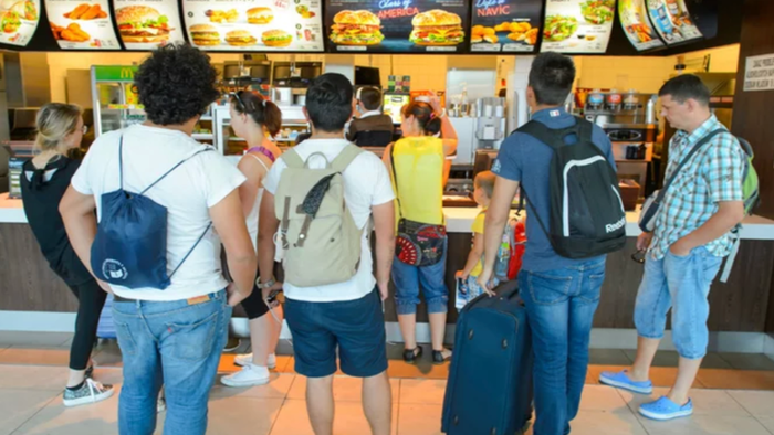 zerohedge.com - Tyler Durden - UBS Checks With Major Restaurant Franchisees Reveal Troubling Consumer Trends