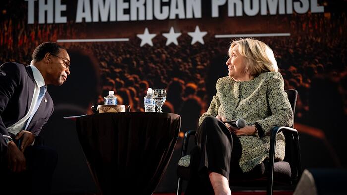 Hillary Clinton Fears “Revolution” Preventing The US From Becoming A “Rainbow Nation” Hillary Clinton Fears “Revolution” Preventing The US From Becoming A “Rainbow Nation”