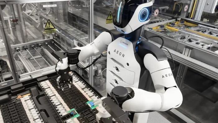 zerohedge.com - Tyler Durden - GM Replaces 1,000 Factory Zero Workers With 50 Robots