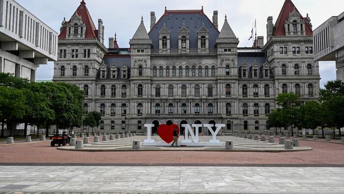 New York Democrats Move To Redraw Congressional Maps