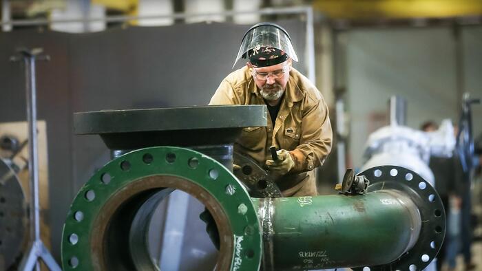Inside The Race To Fix America's Gas Pipelines Amid AI Center Boom