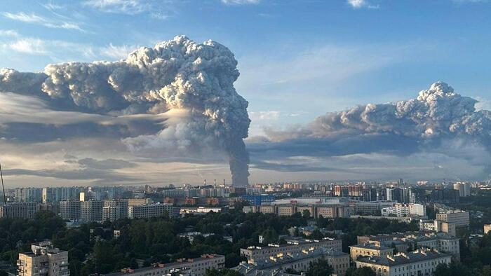 Yet Another Wildberries Facility - Russia's Amazon - Goes Up In Flames After Ukraine Drone Strike