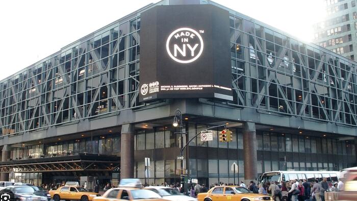 Your Tax Dollars At Work: 20 Port Authority Workers, 17 Cops, Make Over $400,000
