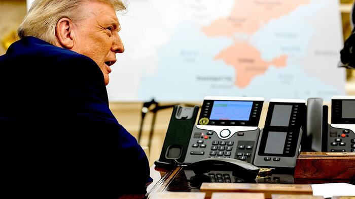 Former US Intel Officials: Dangerous Talk Of Putin's 'Loss' In Ukraine