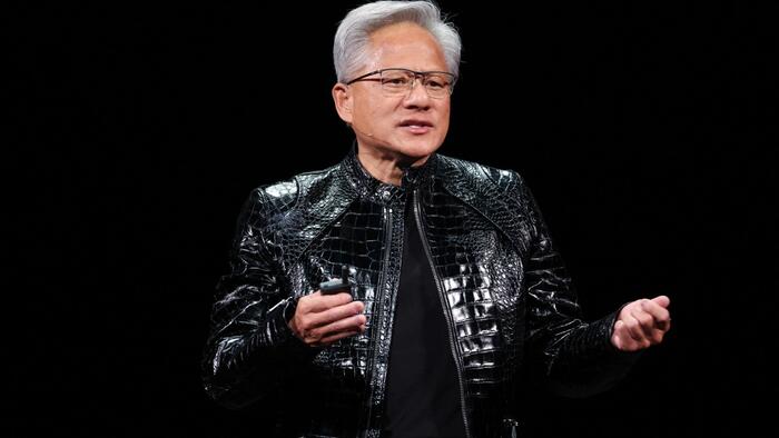 黃仁勳駁AI滅世論：零機率言論背後的美中晶片霸權角力