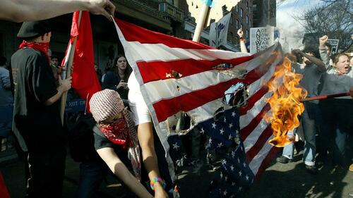 Trump Signs Order Targeting American-Flag-Burning, Desecration