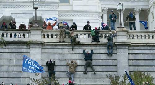 Leaked Video Shows D.C. Cops Were 'Rioters' And Instigators At J-6 Protest 16c89f44-fa12-4b36-9c25-8c7883e2801d-860x475