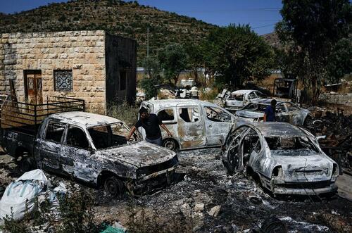 Huckabee Condemns West Bank Settlers' 'Terrorist' Murder Of Tampa Man thumbnail