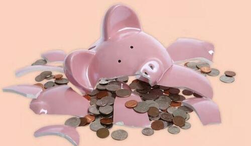 Savings: Quarter Of Americans Have Few, 1 In 10 Have None