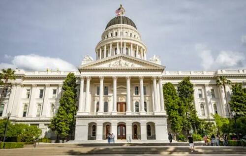 The California State Capitol building in Sacramento, Calif., on April 18, 2022. (John Fredricks/The Epoch Times)