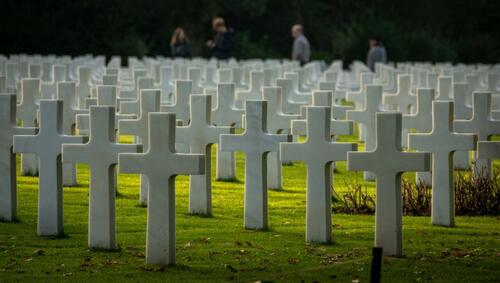 D-Day: The Great Crusade And The Men Who Made It Work thumbnail