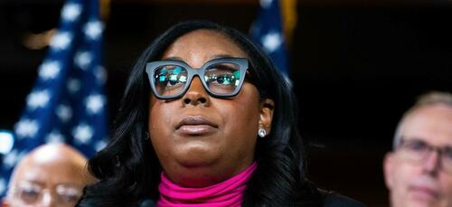 NJ Rep. LaMonica McIver Hit With Federal Charges Over Clash At ICE Detention Facility, Faces 17 Years In Prison