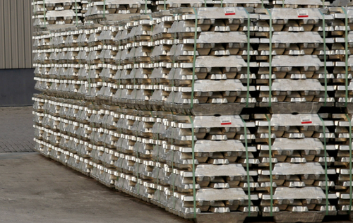 Aluminum Futs Slide As Trump Weighs Metal Tariff Rollback In Affordability Push thumbnail