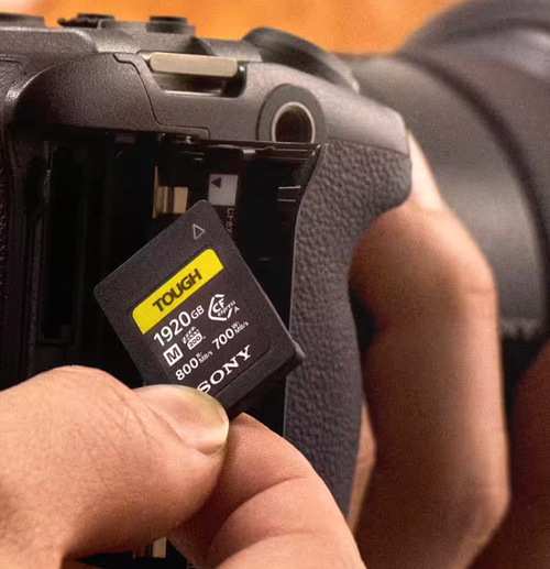 Sony "Temporarily Suspends" Memory Card Orders In Japan As Global Memory Crunch Worsens