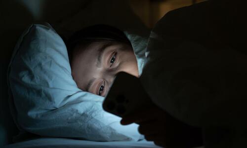 Are iPhones Dialing Up The Birth Dearth?