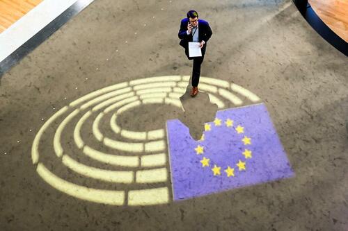 Signal, AfD Slam EU Chat Control As End Of Privacy In Europe