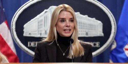 Pam Bondi Confirms Jack Smith ‘Seized’ Trump’s Phone In Witch Hunt Pam Bondi Confirms Jack Smith ‘Seized’ Trump’s Phone In Witch Hunt