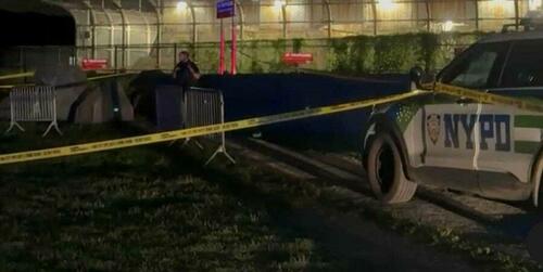 Manhattan Shooting: Border Patrol Agent Shot In Face, Suspects Described As “Hispanic Males” 