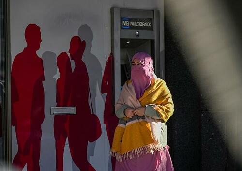 "If You Don't Like It, Catch A Flight Home"; Chega Leader Tells Muslims As Portugal Moves To Ban The Burqa thumbnail