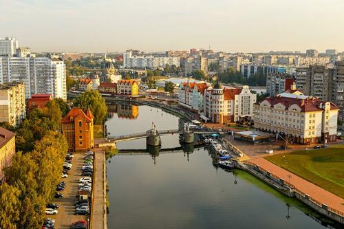 Kremlin Blasts 'Hostile' US Talk Of NATO Quickly Seizing Kaliningrad thumbnail