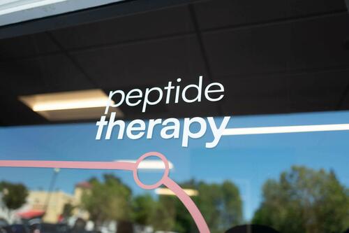 FDA Panel Backs Wider Access To Six Peptide Therapies, Citing Grey Market Concerns