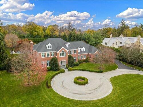 NYC Suburbs Buck Trend As Open Houses Packed And Offers Over Ask