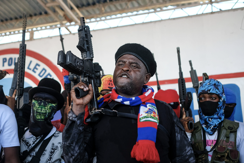 Przywódca haitańskiej koalicji gangów Jimmy "Barbecue" Chérizier