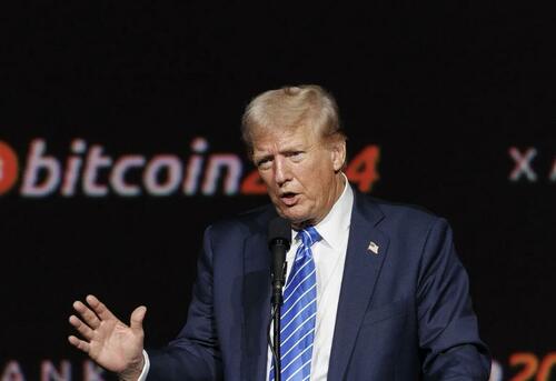 Trump Admin Mulls Executive Orders Targeting Debanking